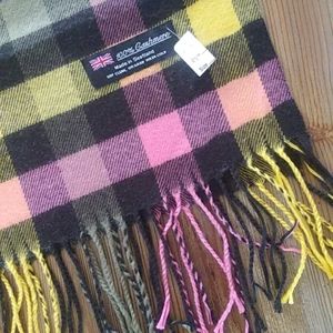 NWT 100% UNISEX CASHMERE FUN CHECKERED SCARF IN BLK/YELLOW/PINK/APRICOT.  12"×66